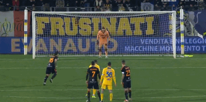 篮球火箭球队训练营气氛积极